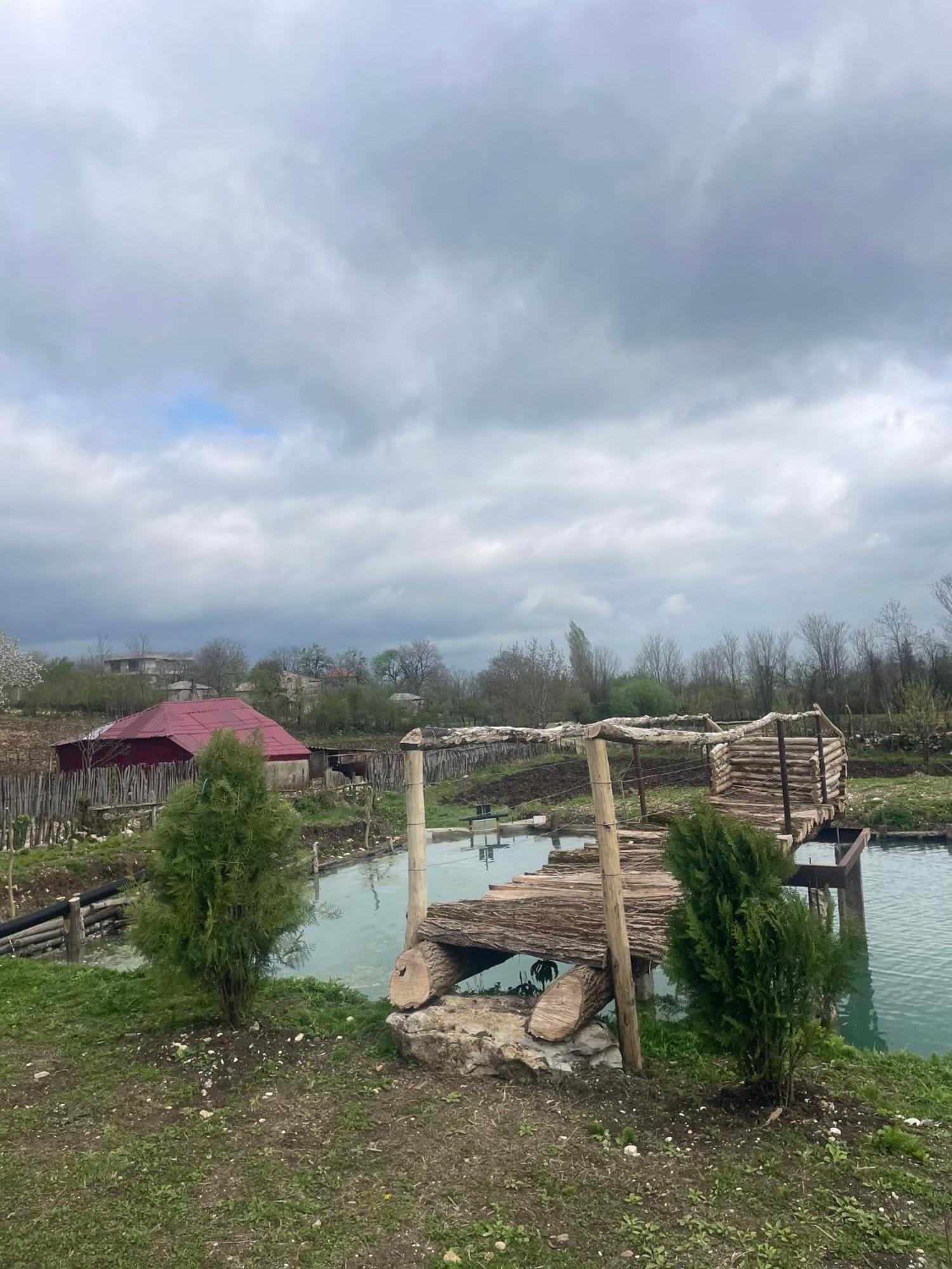 Kirta Hotel Gordi Kültér fotó